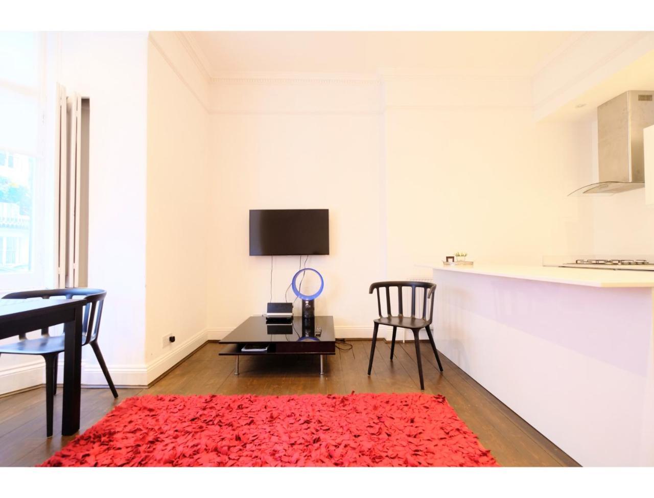 Edgware Rd, Paddington Spacious Apartment Sleeps 4 Londres Exterior foto